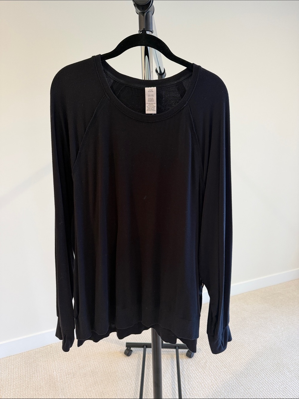 JoyLab Black Long Sleeve Crew Neck Top
